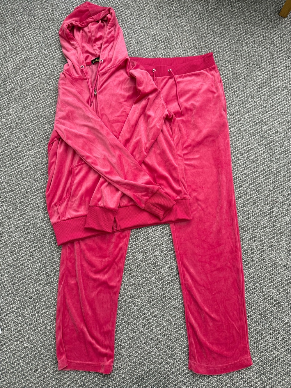 Women’s Pink Velour Hooded Tracksuit Set